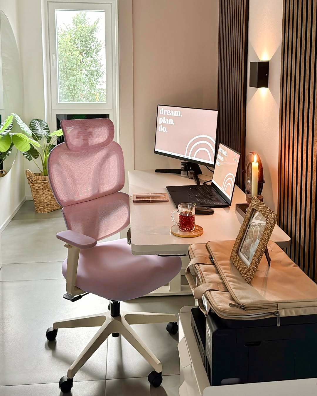 カルム The Art of Pink Home Styling | FlexiSpot