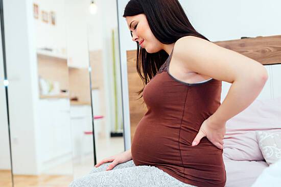 How to Deal with Back Pain During Pregnancy | FlexiSpot