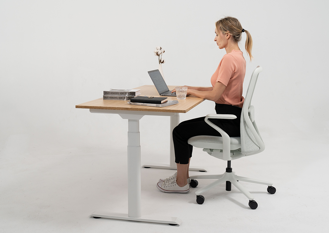 How to develop good sitting habits with an ergonomic chair | FlexiSpot